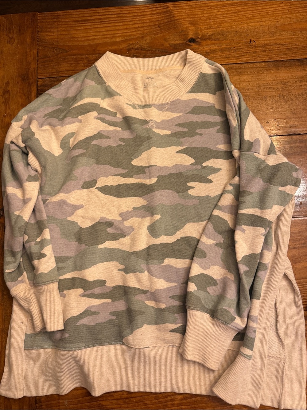 aerie women’s Camo Crewneck Sweatshirt - Beige, Green